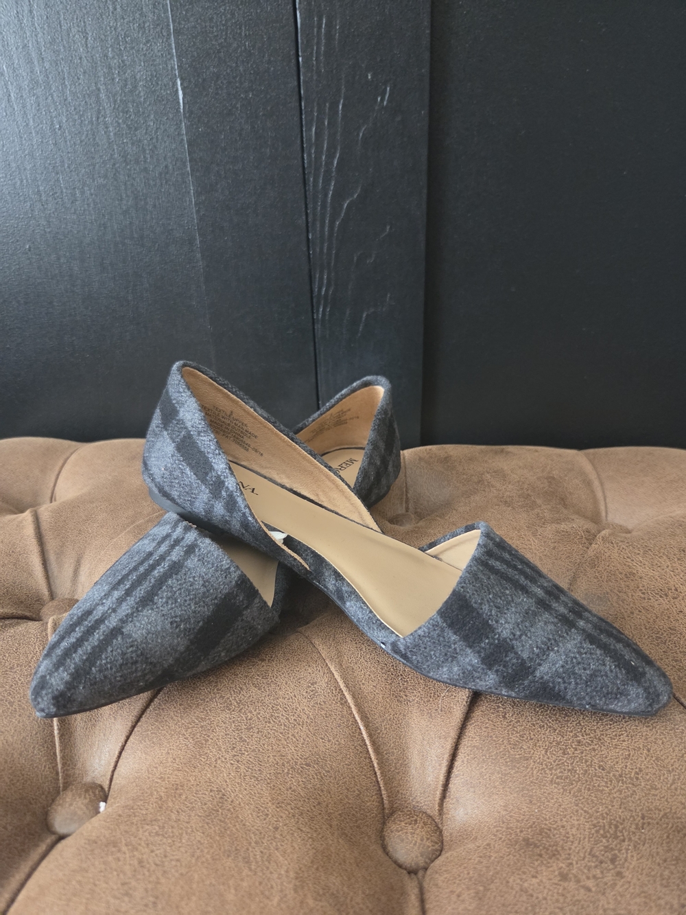 Merona Women's Gray and Black Plaid Pointed Flats ~ Size 6